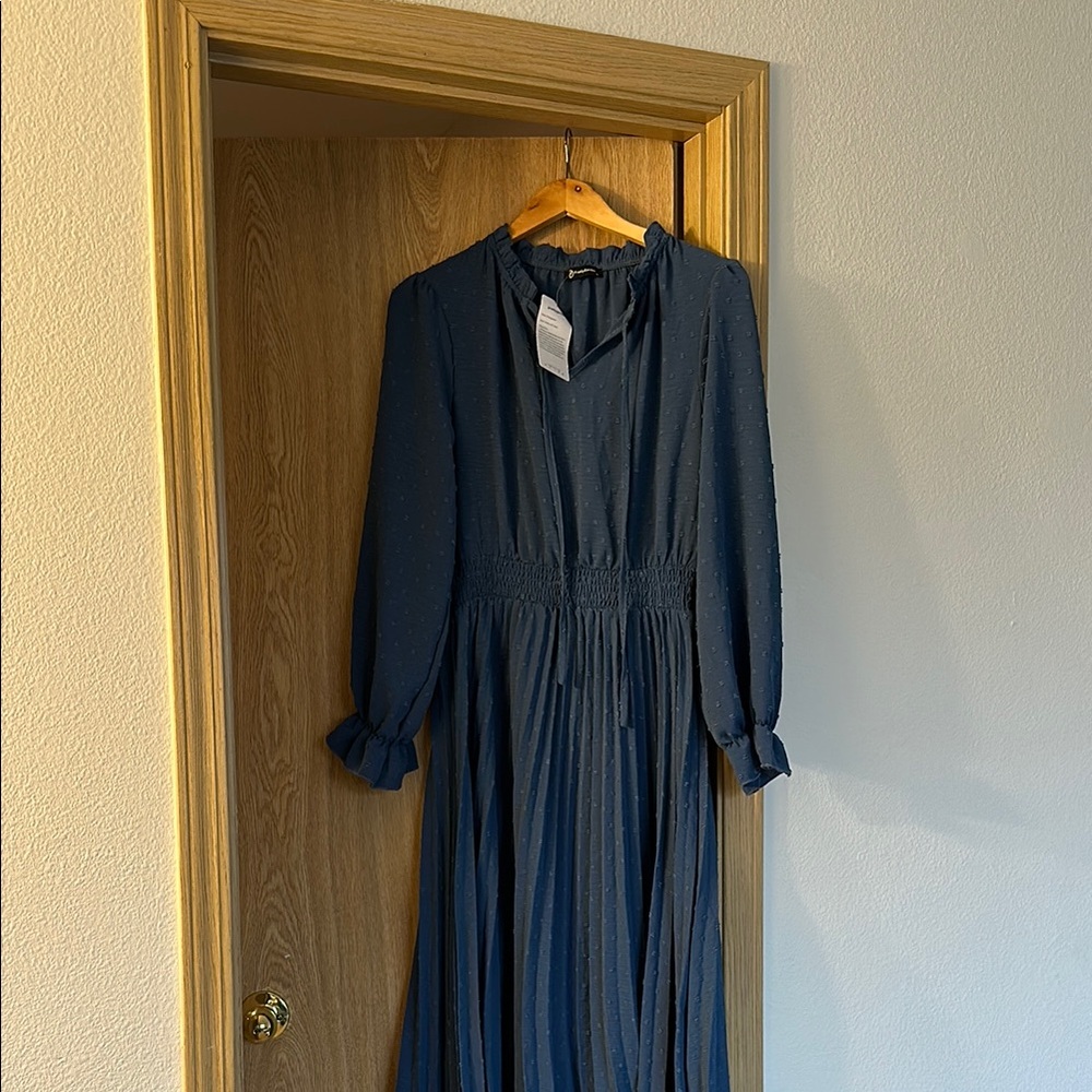 Elegant Navy Blue Women's Dress